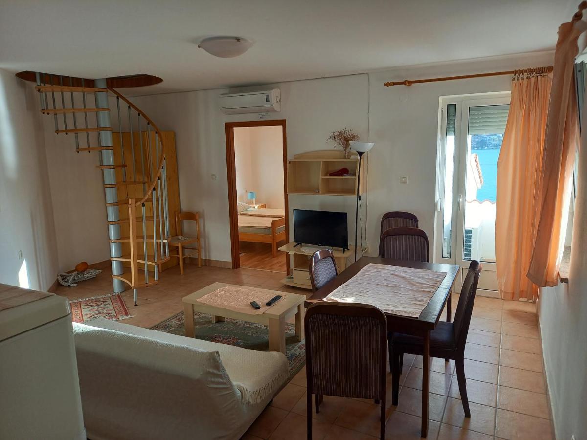 Ferienwohnung Apartman Supetarska Draga Exterior foto